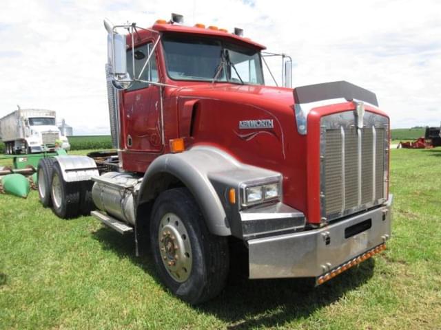 Image of Kenworth T800 equipment image 1
