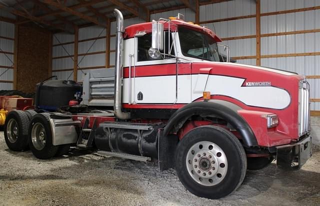 Image of Kenworth T800 equipment image 1