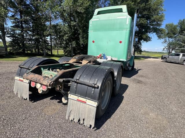 Image of Kenworth W900 equipment image 4