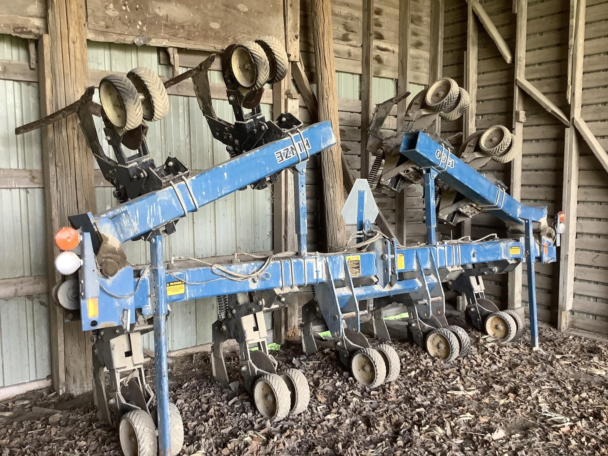1992 Kinze 1500 Equipment Image0