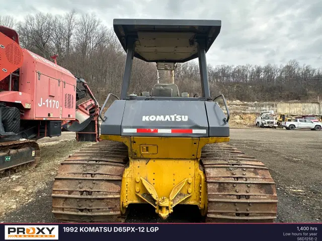 Image of Komatsu D65PX-12 equipment image 2