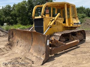 1992 Komatsu D68E Image
