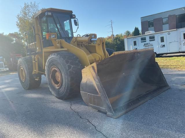 Image of Komatsu WA420 equipment image 2