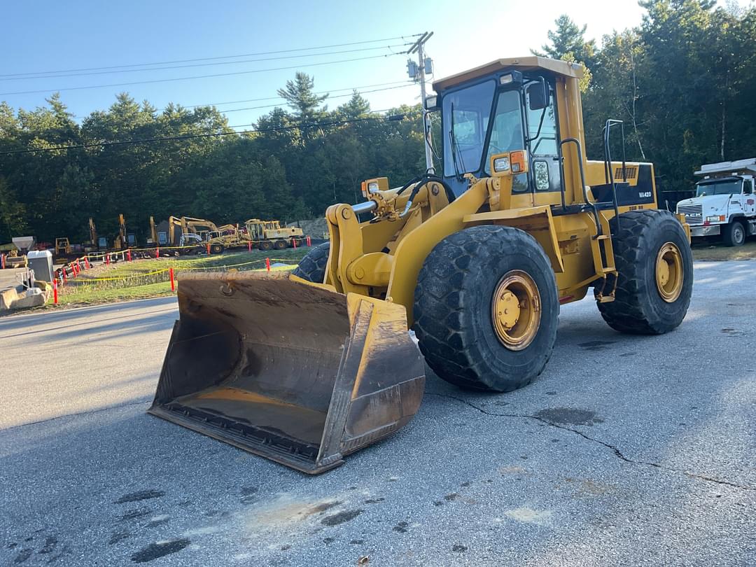 Image of Komatsu WA420 Primary image