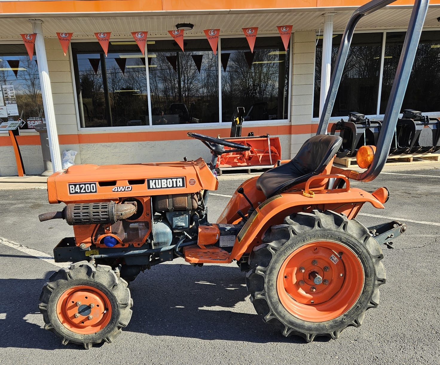 1992 Kubota B4200 Equipment Image0