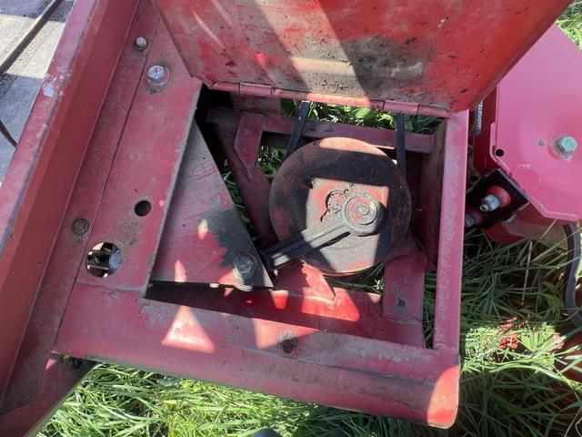 Image of MacDon 3000 equipment image 2