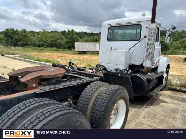 Image of Mack CH613 equipment image 2
