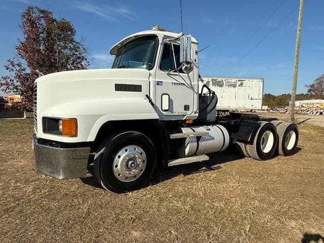 Image of Mack CH613 Primary image