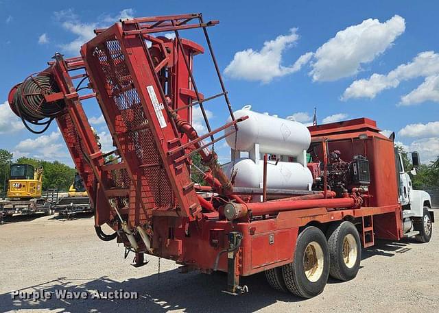 Image of Mack CH613 equipment image 2