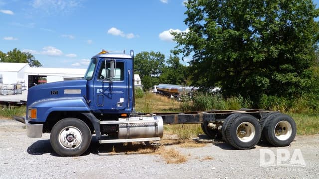 Image of Mack CH613 equipment image 1