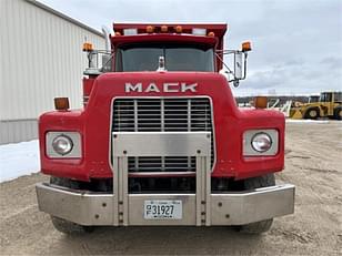 Main image Mack RB688S 1