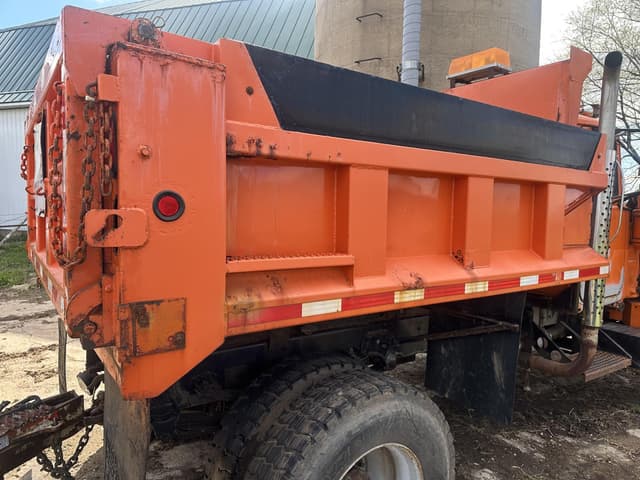 Image of Mack RD688P equipment image 4