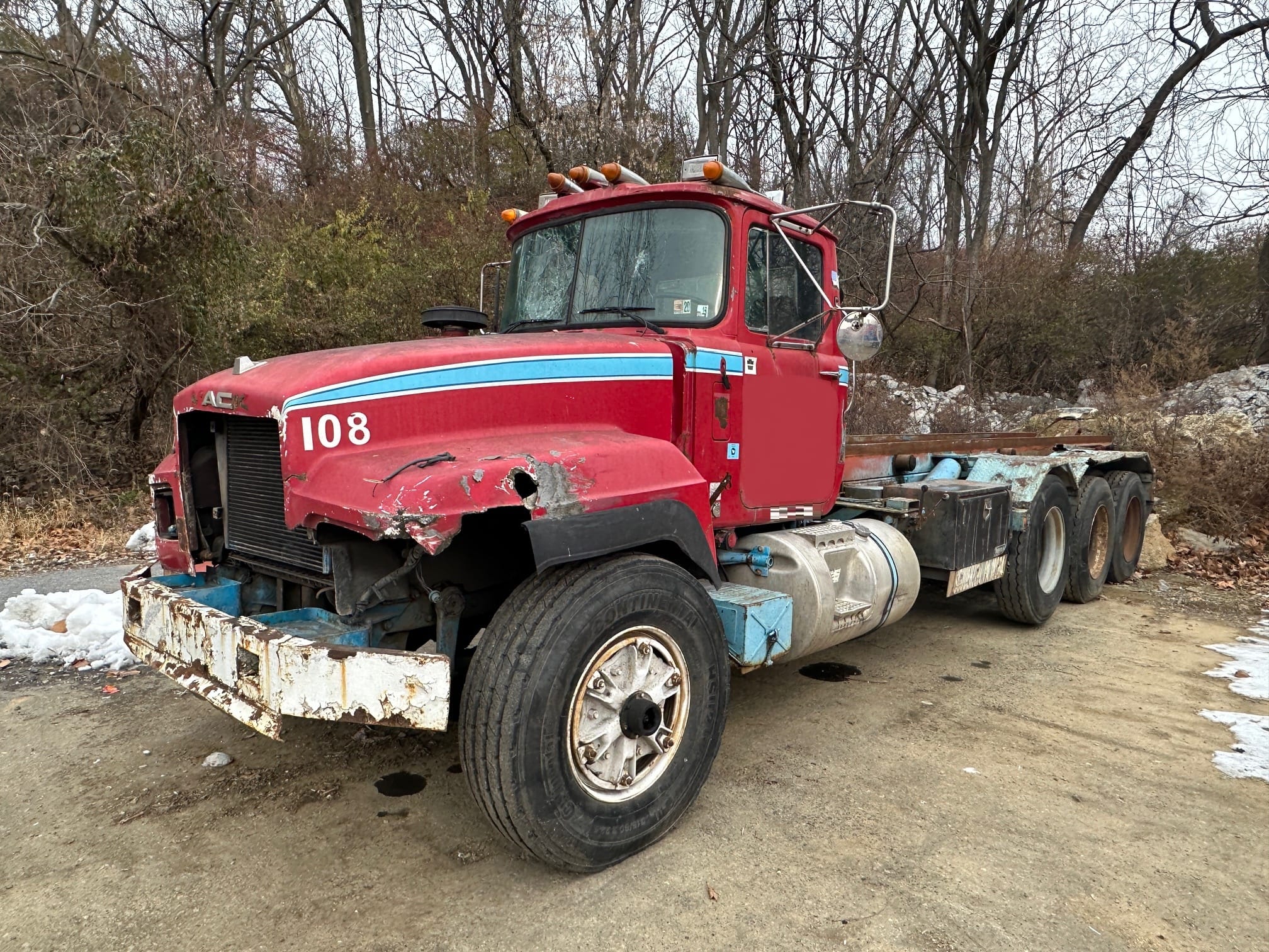 1992 Mack RD688S Equipment Image0