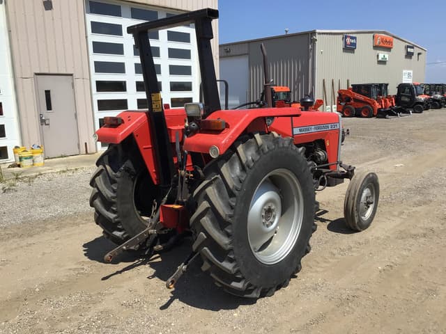 Image of Massey Ferguson 231 equipment image 4