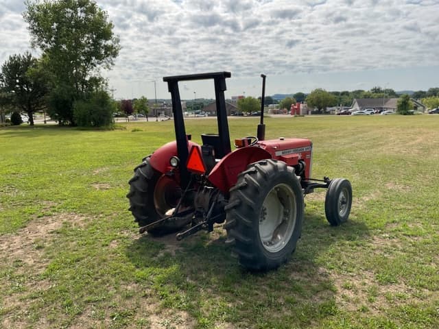 Image of Massey Ferguson 240 equipment image 4
