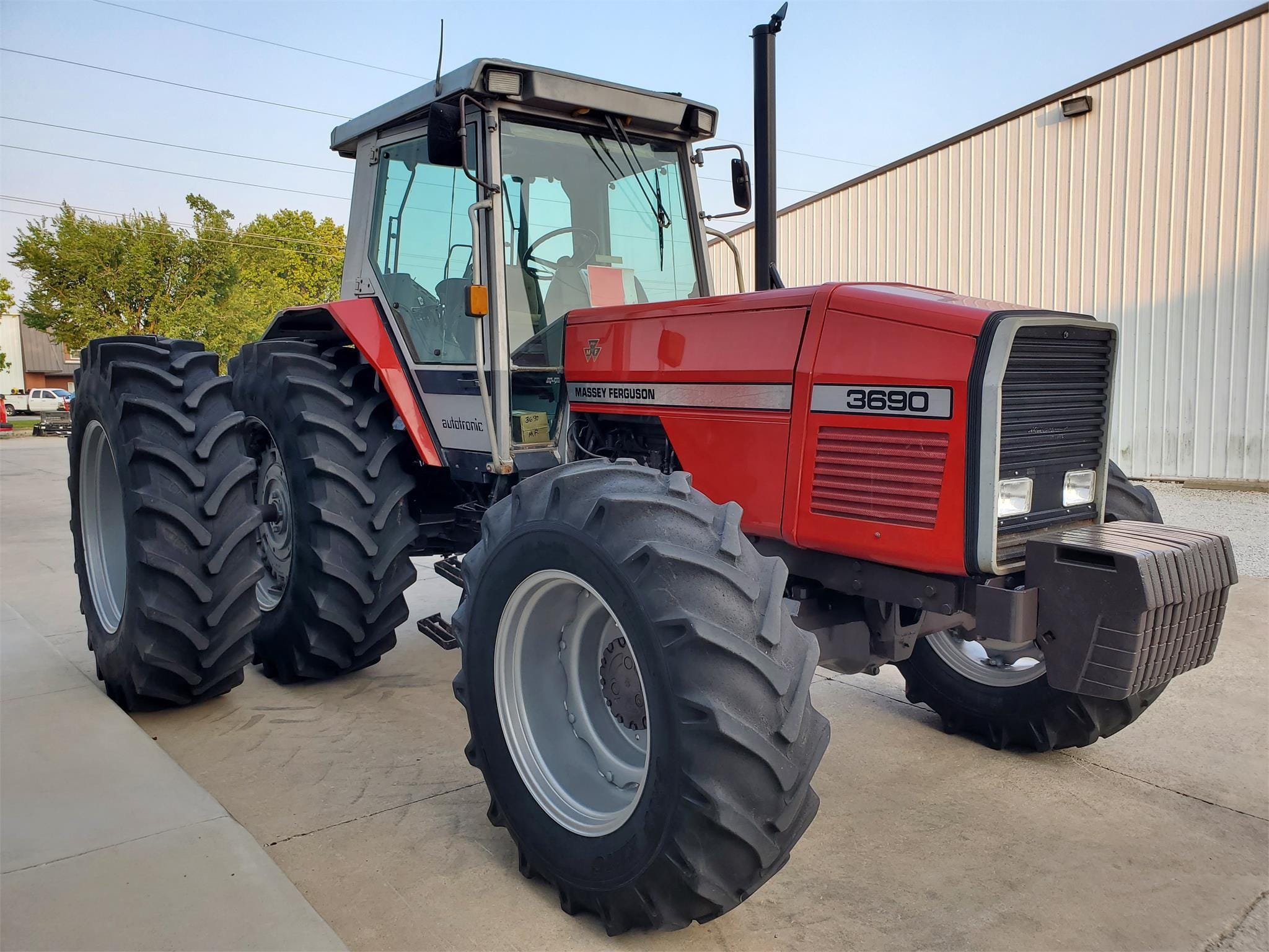 Main image Massey Ferguson 3690
