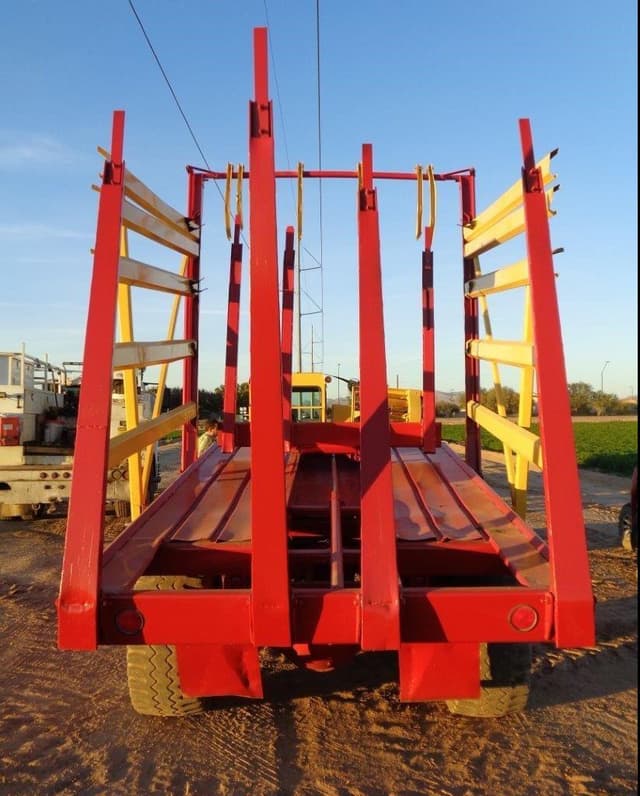Image of New Holland 1085 equipment image 3