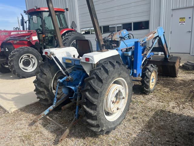 Image of Ford 1720 equipment image 4