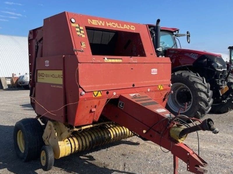 Image of New Holland 640 Image 1