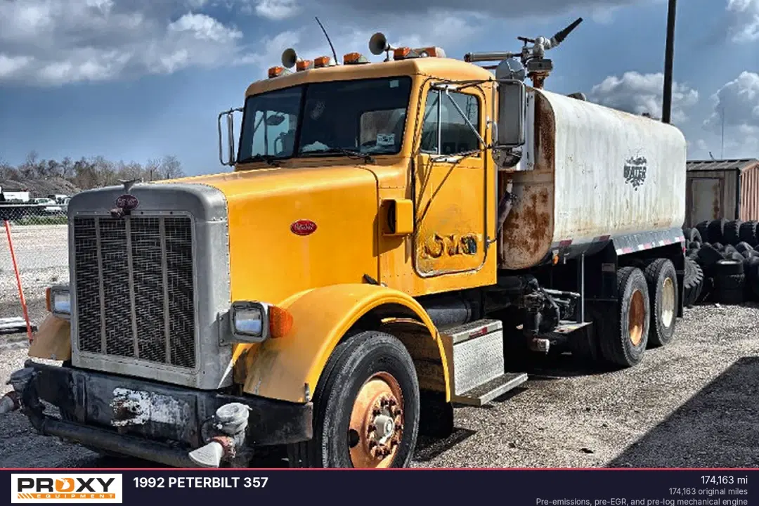 Image of Peterbilt 357 Primary image