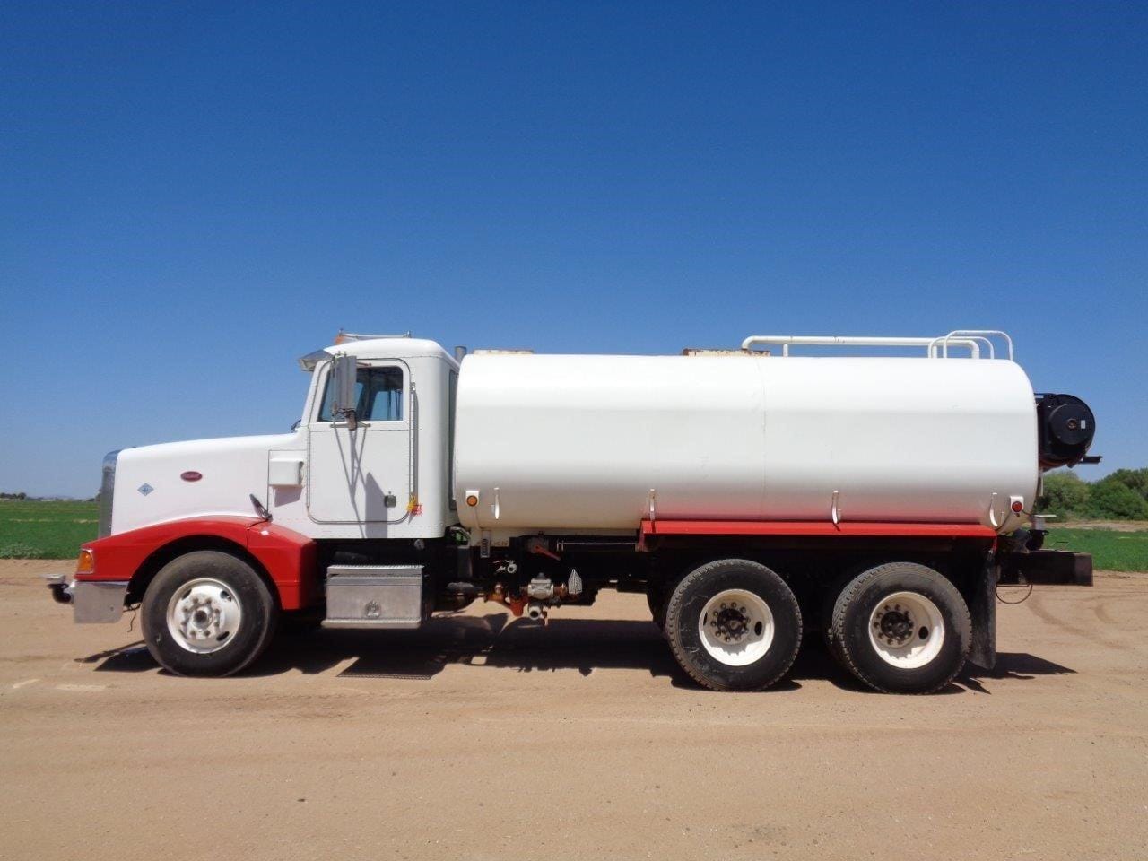 1992 Peterbilt 377 Equipment Image0