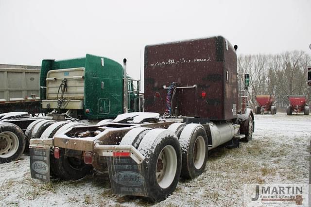 Image of Peterbilt 379 equipment image 2