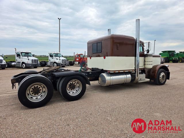 Image of Peterbilt 379 equipment image 3