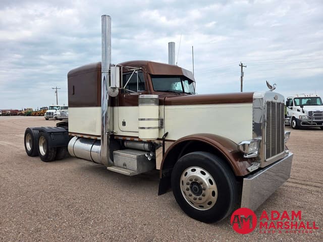 Image of Peterbilt 379 equipment image 1