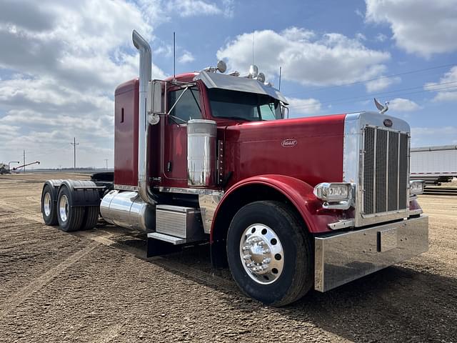 Image of Peterbilt 379 equipment image 2