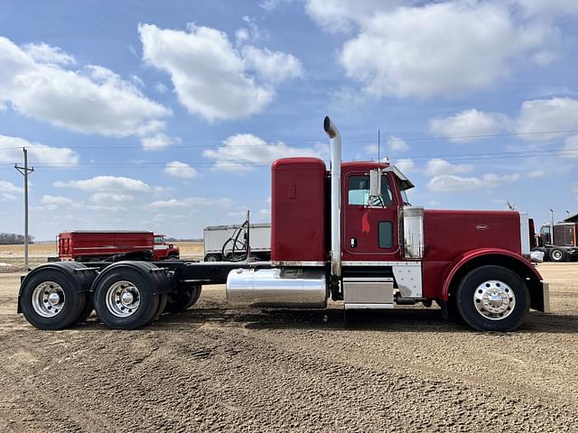 Image of Peterbilt 379 equipment image 3