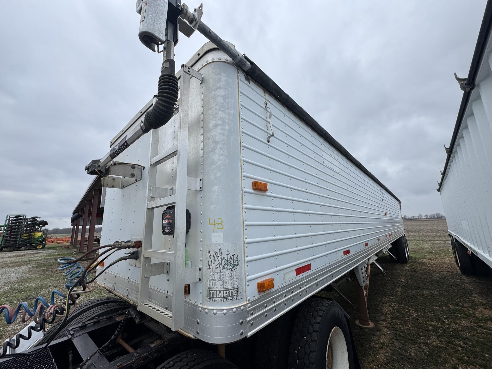 1992 Timpte Super Hopper Equipment Image0