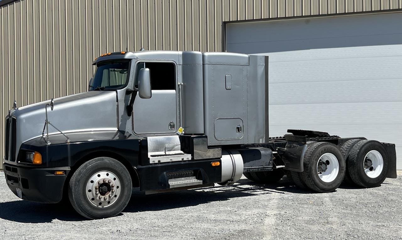 Main image Kenworth T600
