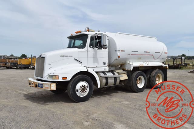 Image of Western Star 3846S equipment image 1