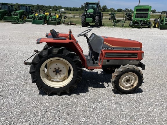 Main image Yanmar FX255