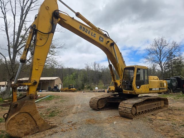 Image of John Deere 892ELC equipment image 2