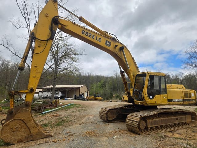 Image of John Deere 892ELC equipment image 3