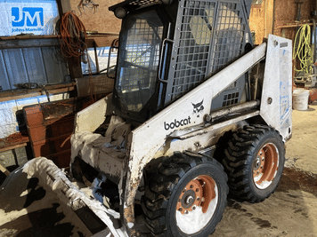 Main image Bobcat 742B