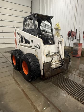 1993 Bobcat 943 Equipment Image0