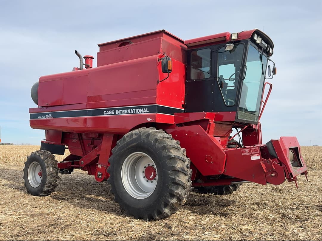 Image of Case IH 1666 Primary image