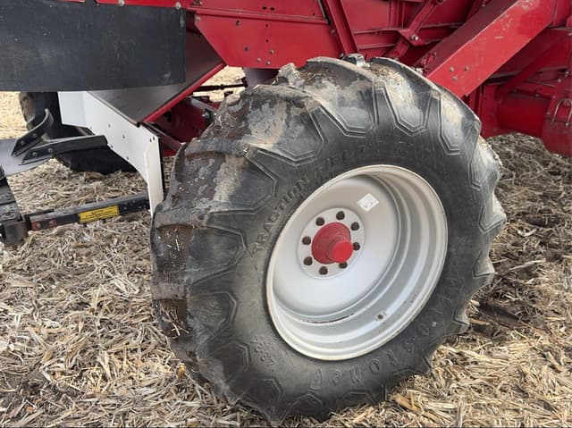 Image of Case IH 1666 equipment image 4