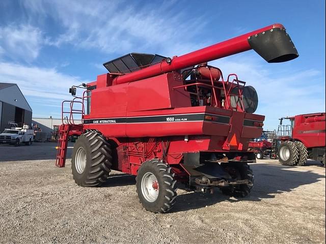 Image of Case IH 1688 equipment image 4