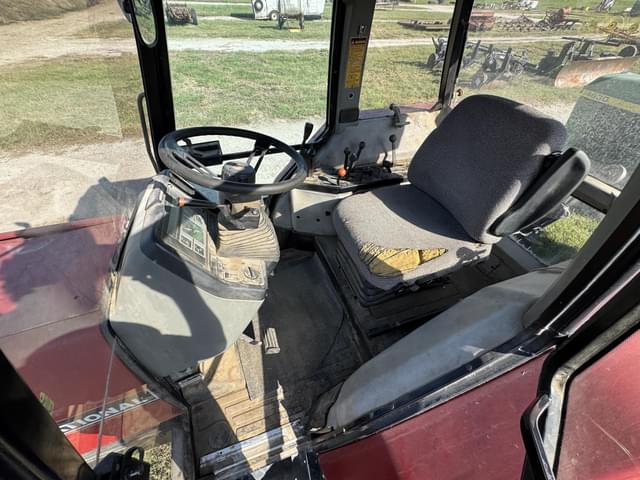 Image of Case IH 5230 equipment image 4