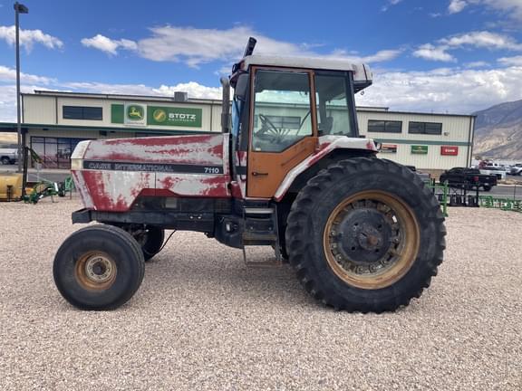 Image of Case IH 7110 equipment image 1
