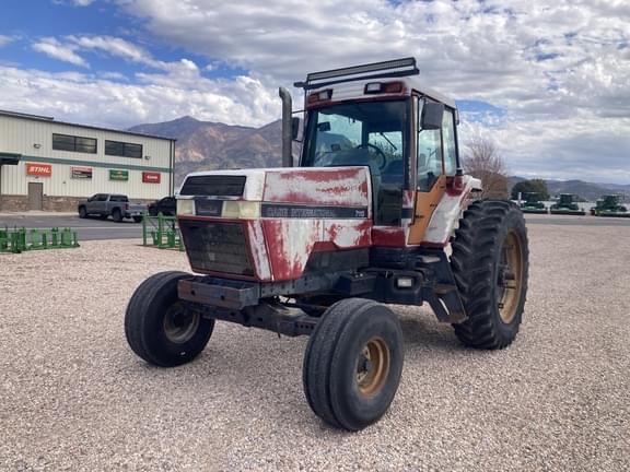 Image of Case IH 7110 Primary image