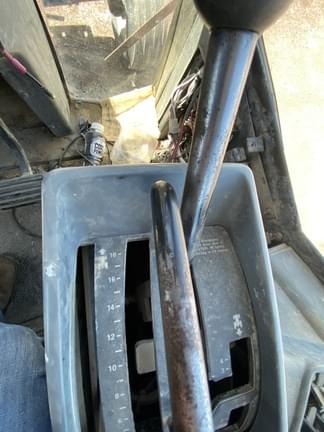 Image of Case IH 7110 equipment image 4