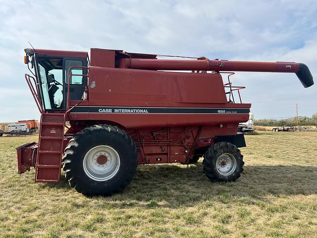 Image of Case IH 1688 equipment image 1