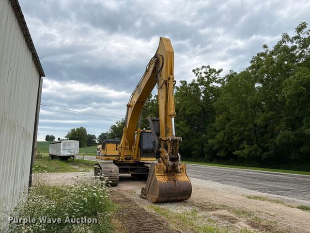 Image of Caterpillar 330L equipment image 2