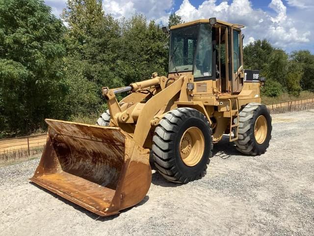 Image of Caterpillar 918F equipment image 1