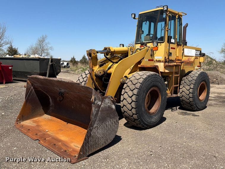 1993 Caterpillar 936F Equipment Image0