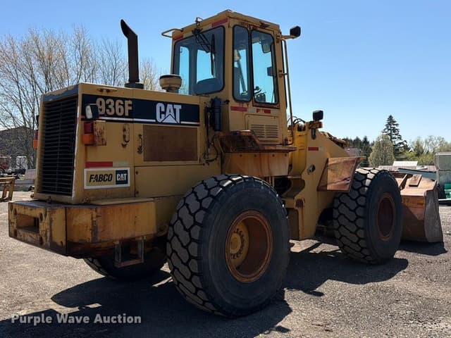 Image of Caterpillar 936F equipment image 4